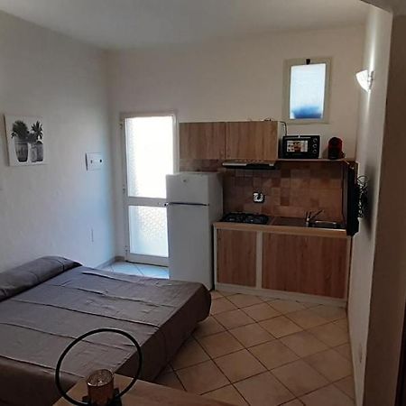 Casa Roberto Lägenhet Arzachena Exteriör bild