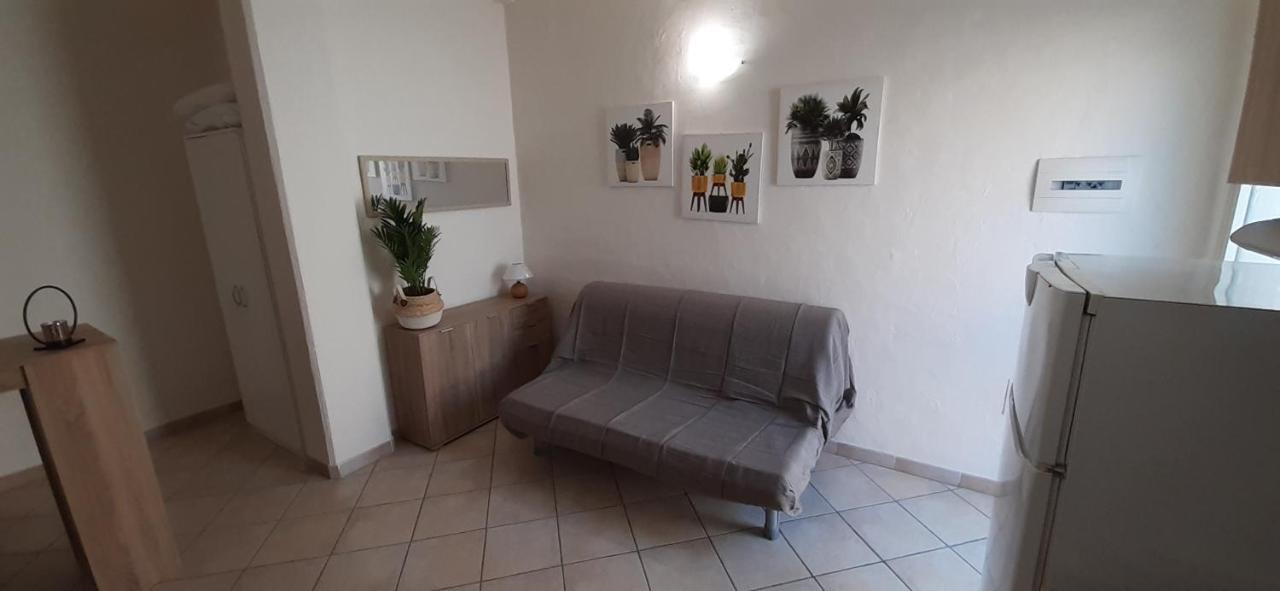 Casa Roberto Lägenhet Arzachena Exteriör bild